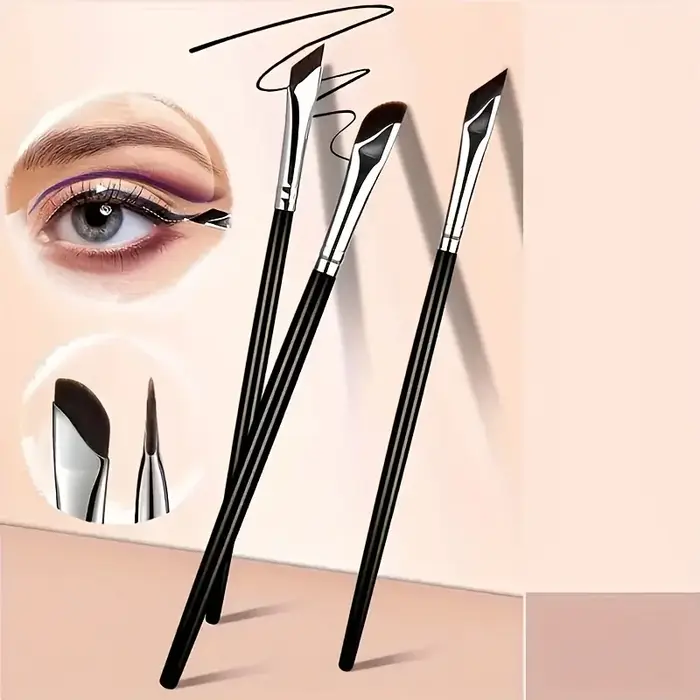 Ensemble de 5 pinceaux pour eye-liner, avec lame fine inclinée, adaptés à une application précise - Convient à tous les types de peau.