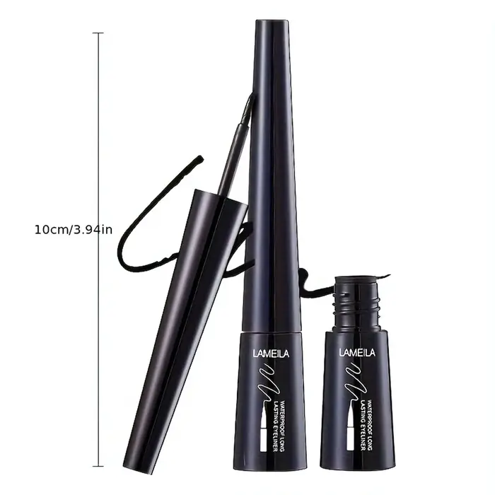 1 l'eye-liner mince est imperméable
