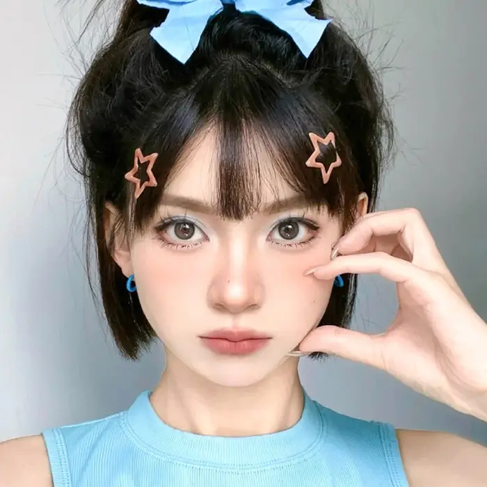 Faux cils sans colle nécessaire
