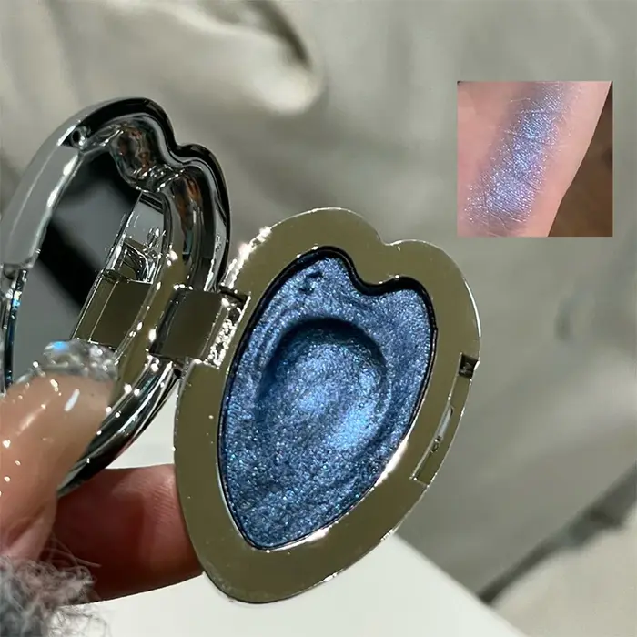 Fard à paupières bleu fumé caméléon