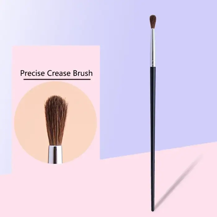 Petits pinceaux de maquillage à doublure fumée