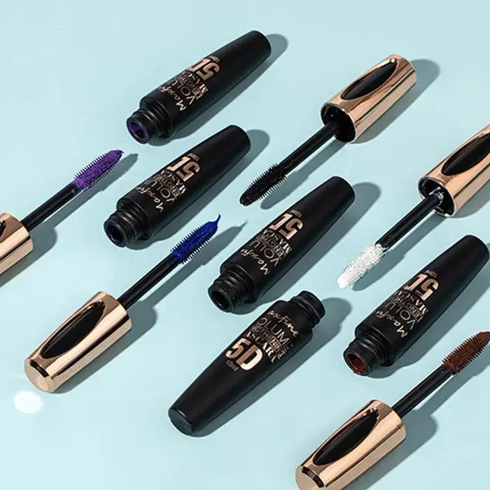 Mascara 5D Épaississant, Allongeant et Courbant, Imperméable et Résistant à la Transpiration, Effet Longue Durée 24h Sans Bavures, Outils de Maquillage