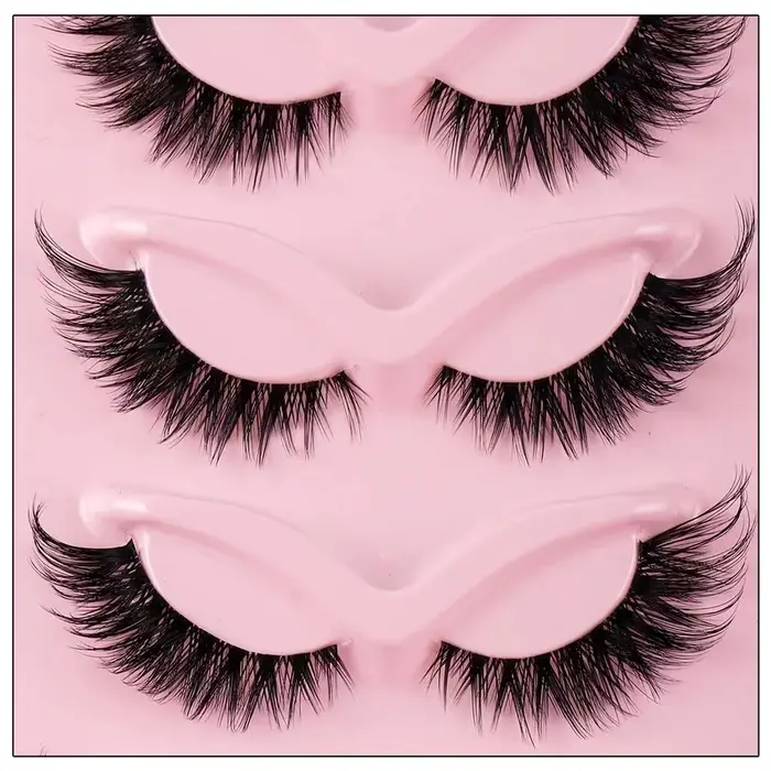 Cils de chat effet volume spectaculaire