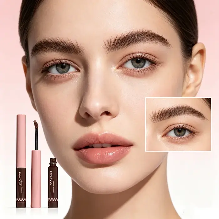 Mascara à sourcils effet velours léger, pigment durable et modulable, résistant aux taches, pour un maquillage des sourcils naturel, doux et volumineux.