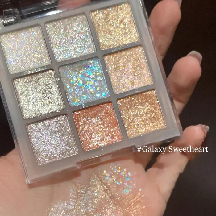 Palette de fards à paupières scintillants 9 couleurs