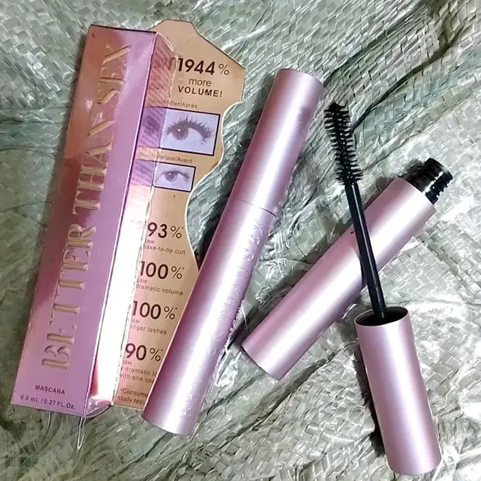 Mascara waterproof longue tenue