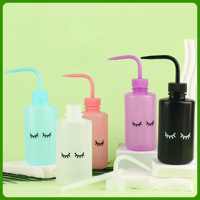 Bouteille de lavage propre des cils