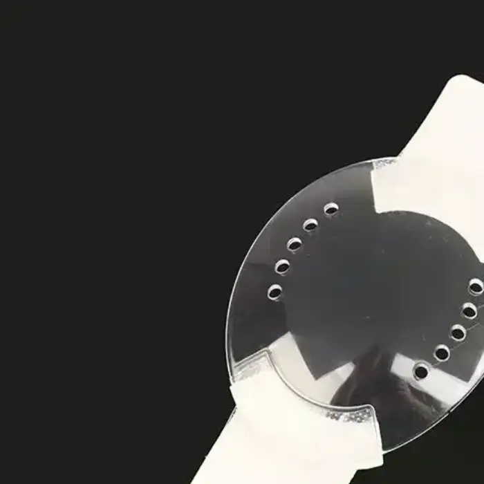 Bouclier oculaire auto-adhésif en plastique transparent