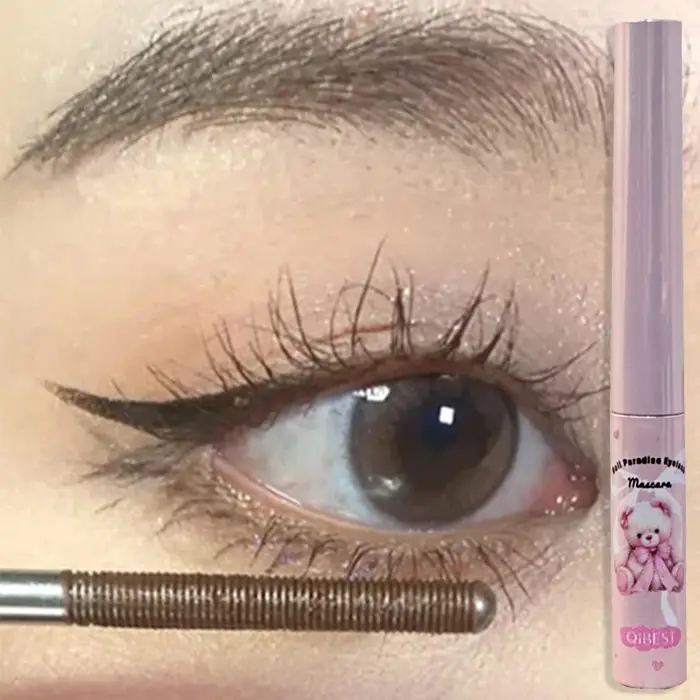 Mascara allongeant les cils