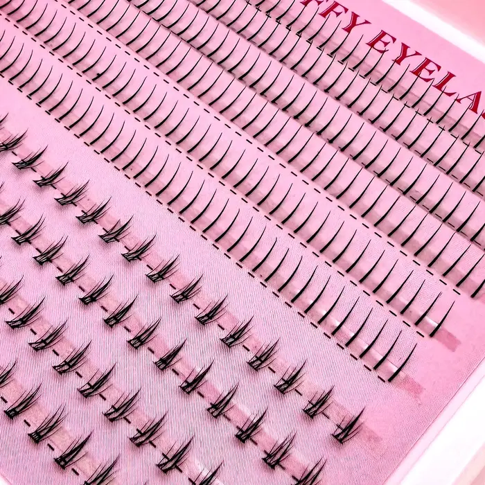 Cils inférieurs naturels sous Extension
