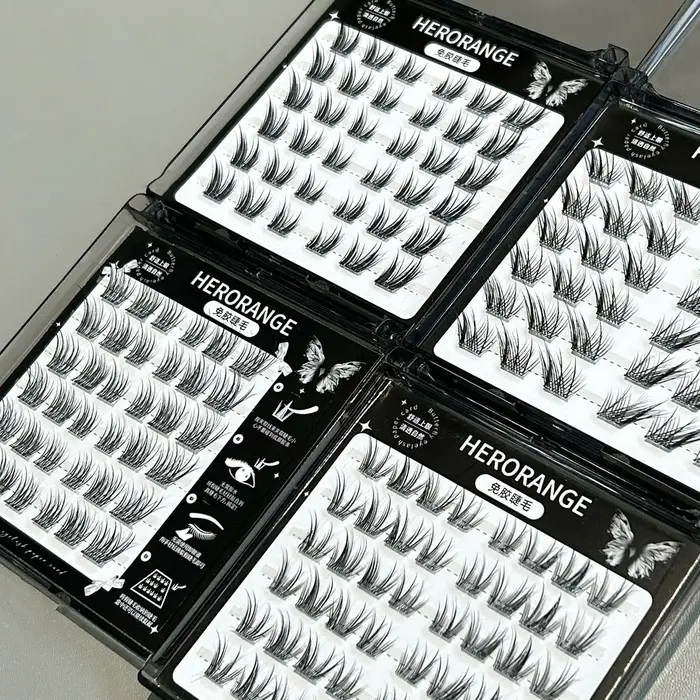 Faux cils et cils inférieurs sans colle