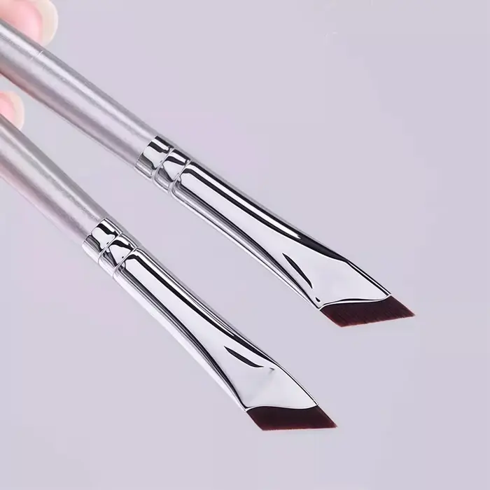 1/2/3 Pinceaux professionnels ultra-fins angulaires pour eye-liner, pinceaux plats à angle fin pour le contour des sourcils, pinceaux de précision pour le maquillage du visage, outils de maquillage