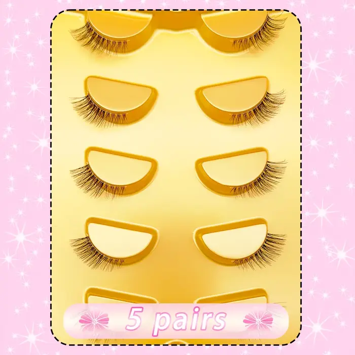  Cinq paires de faux cils mi-longs pour un look naturel