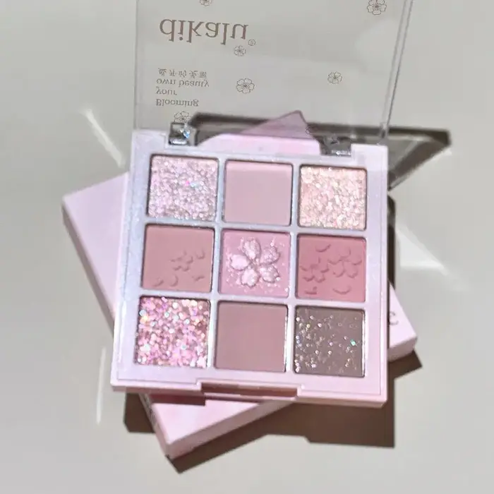 Palette de fards à paupières rose Sakura 9 couleurs