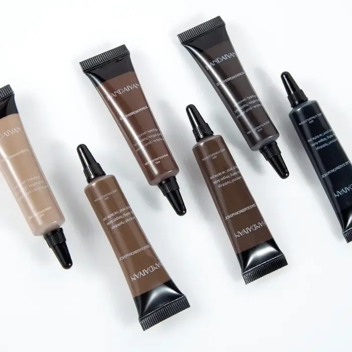 Gel teinté naturel pour sourcils