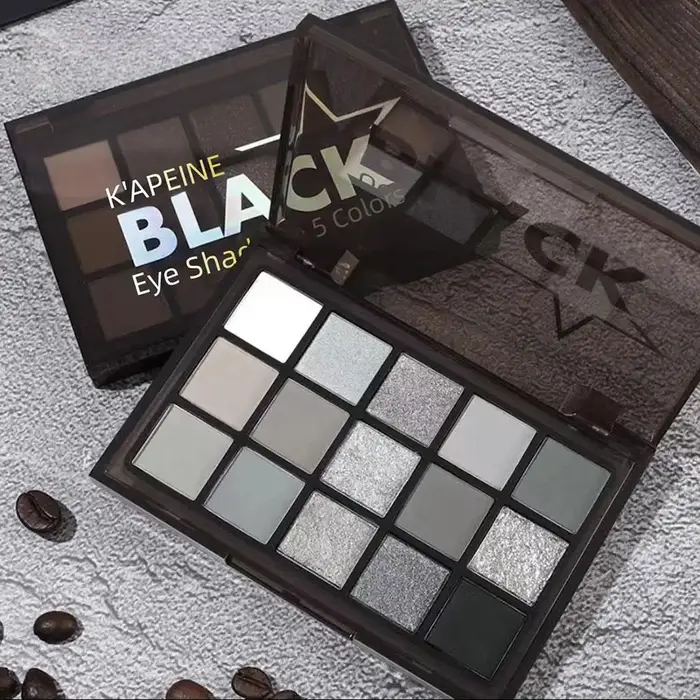 Palette de fards à barrage pour le maquillage Goth