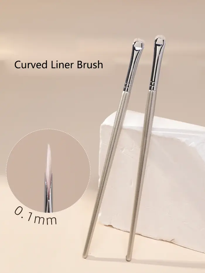 Pinceaux de maquillage pour les yeux incurvés, 1 pièce, pinceaux de maquillage de précision pour les paupières, aegyo sal, outils cosmétiques tranchants et fins pour petits yeux