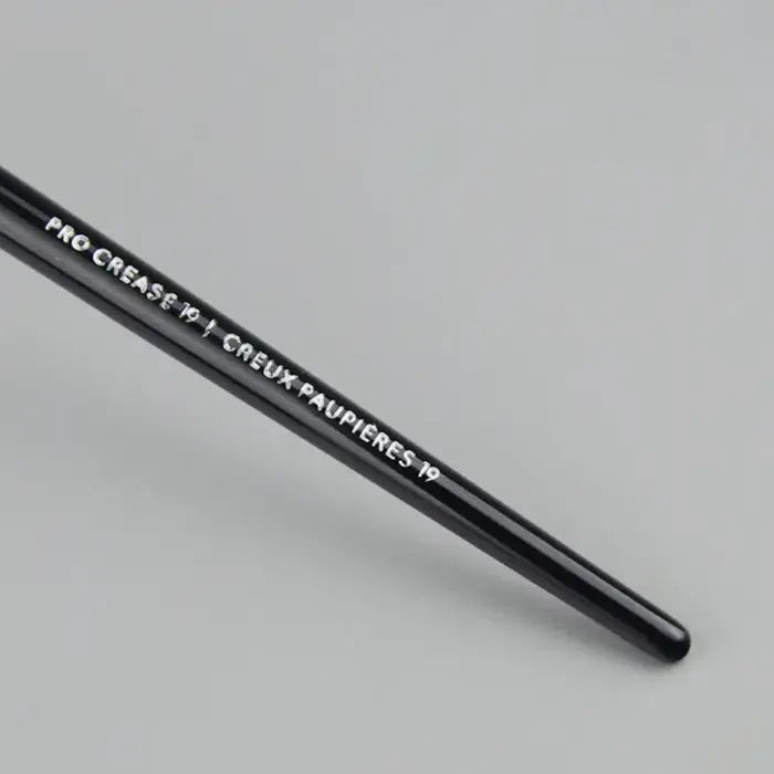 Brosse professionnelle pour ombre à paupières