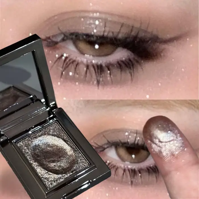 Palette de fards à paupières à paillettes métalliques