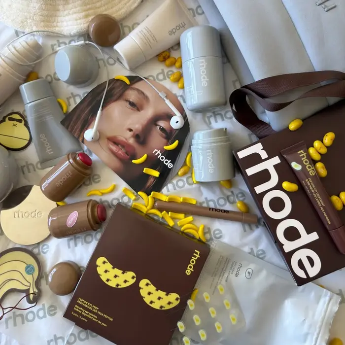 Rhodeskin Peptide Banana Eye Prep Décongestionnant Patchs Contour des Yeux Soin Gloss à Lèvres Fard à Joues Hailey Bieber Maquillage Hydratant Blush Girl