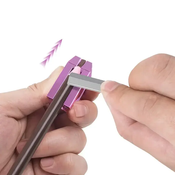 Taille-crayon à sourcils 4 en 1