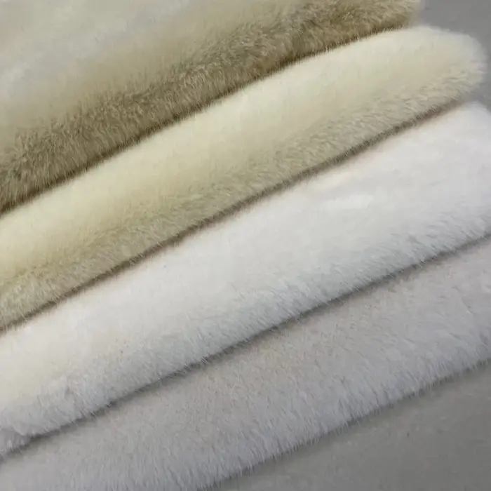 ZYFMPTEX 5mm tissu en peluche de vison extensible 50x50cm blanc fausse fourrure douce fibre de Polyester