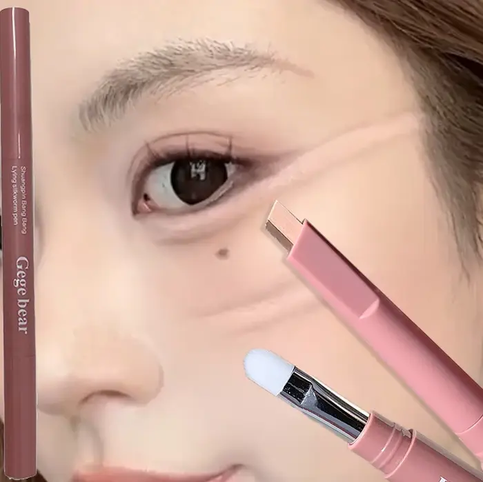 Crayon ombre mat double ton sous les yeux