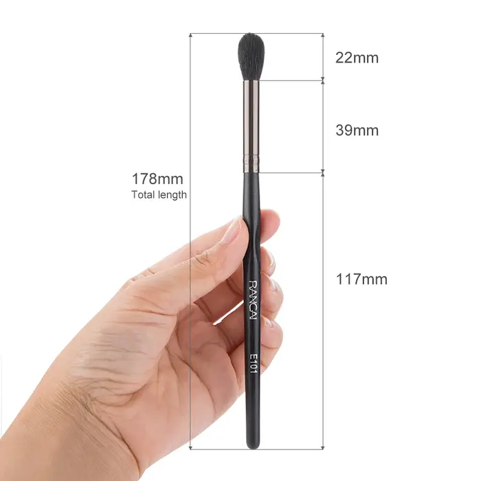 Pinceau de maquillage pour le contour des yeux