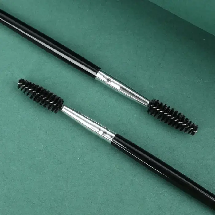 1/10 pièces brosse à sourcils douce