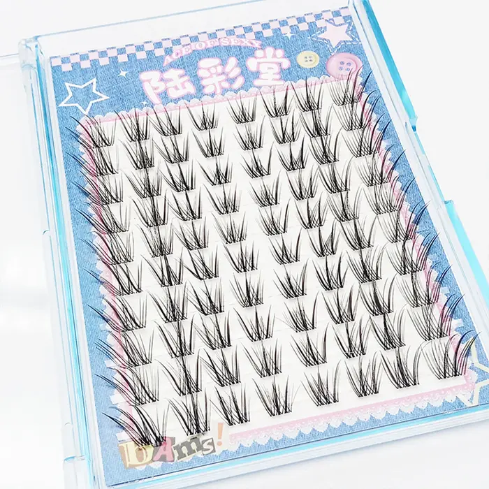 Extensions de faux cils de style renard