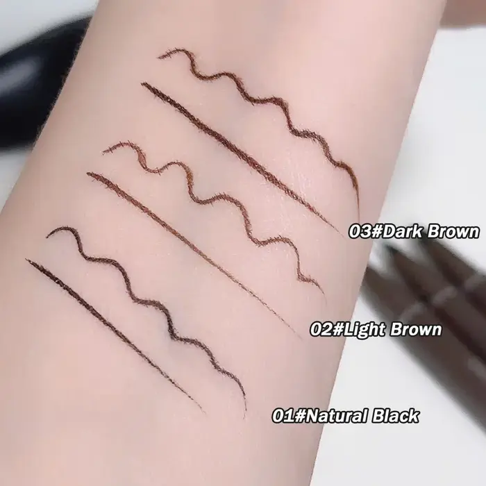 Stylo Eyeliner incurvé