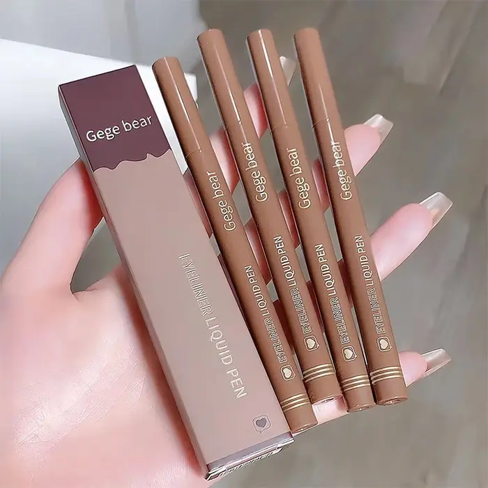 Stylo Eyeliner Fin Imperméable Gege Bear