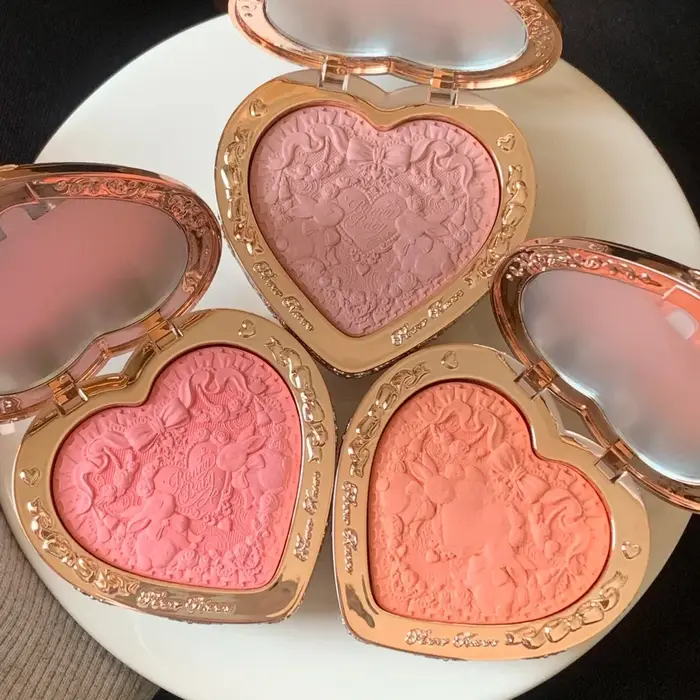 Flower Knows Bunny Garden Blush Poudré Gaufré Fini Mat Doux Longue Tenue Éclat Naturel Waterproof Modulable Maquillage Végan pour Joues