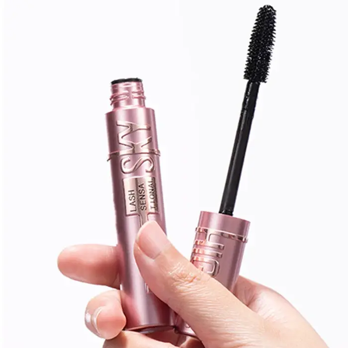 Mascara à friser volumateur