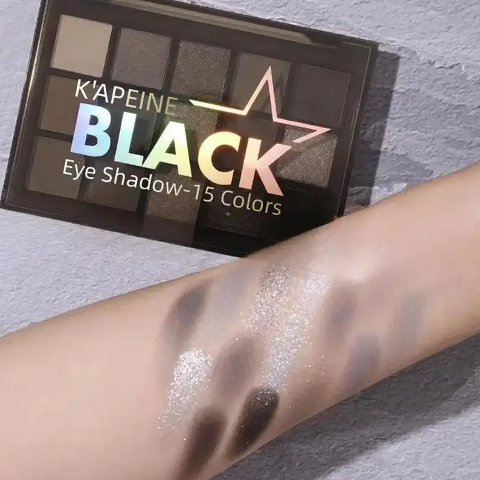 Palette de fards à barrage pour le maquillage Goth