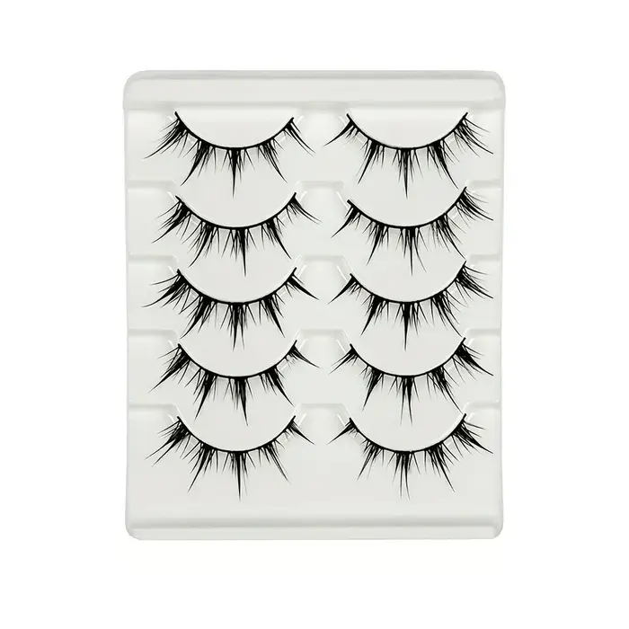 Faux cils d'inspiration d'anime