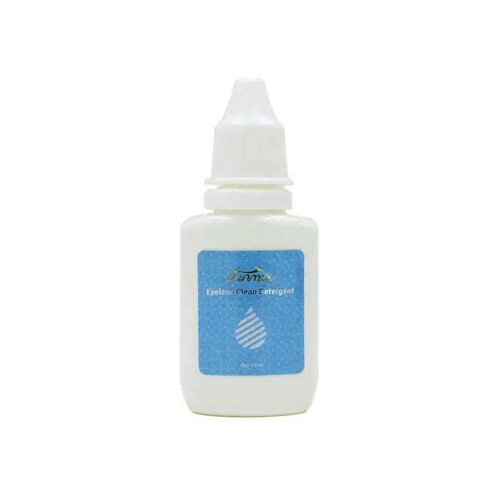 Nettoyant liquide pour cils sans alcool