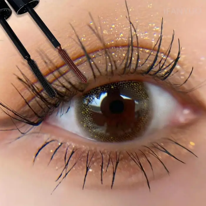 Mascara noir brun pour recourber les cils