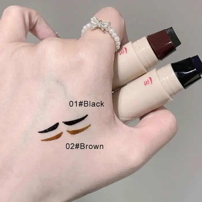 Stylo Eyeliner à Double tête en forme de cœur