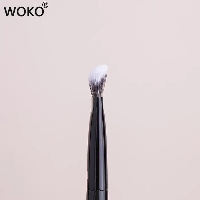 Pinceau professionnel pour anti-cernes et crème liquide, accessoire de maquillage, 71 pièces