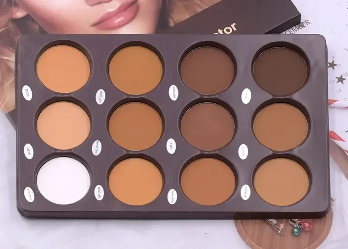Palette de Contour de fond de teint mat pour femmes