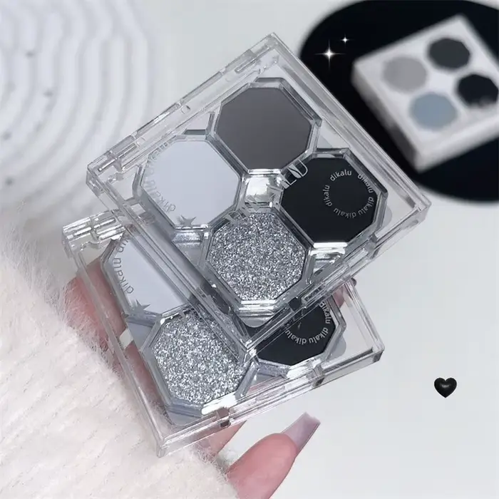 Palette de fards à paupières 4 couleurs Black Light Star pour maquillage smoky
