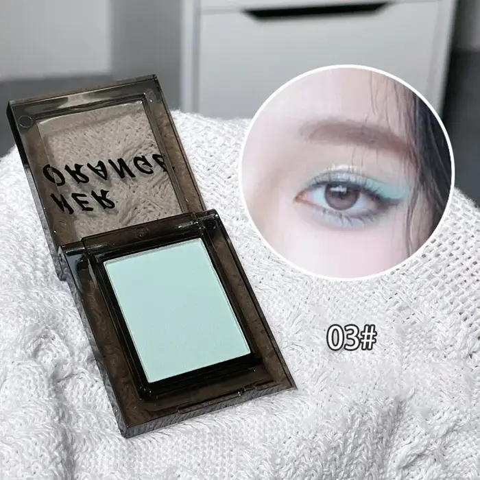 Palette de fards à paupières bleu-gris fumé