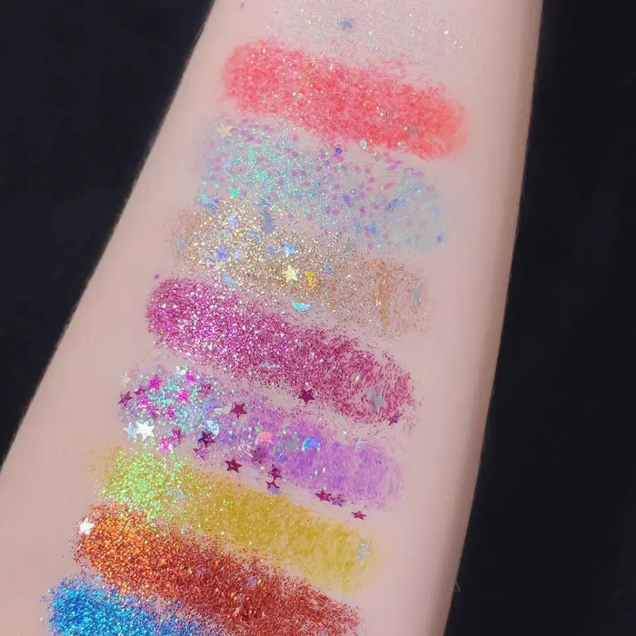Gel à paillettes pour les yeux