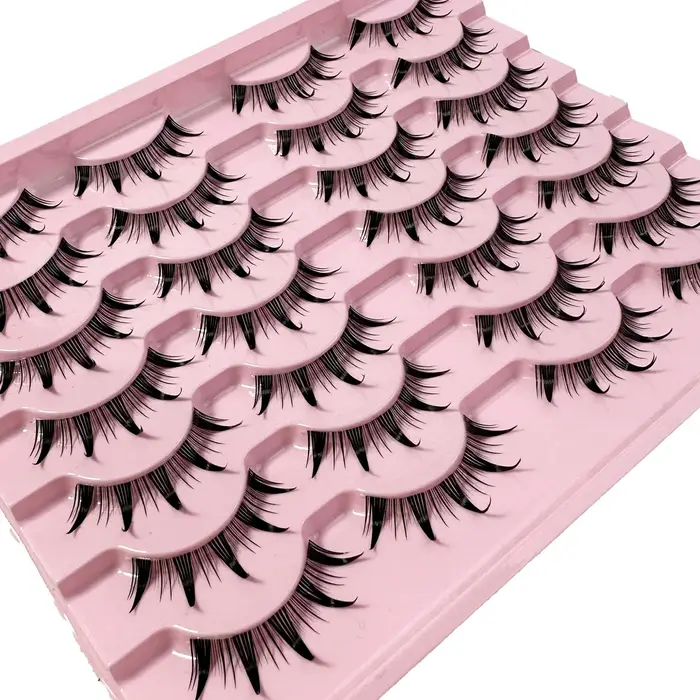 Faux Cils Naturels Doux et Croisés avec Bande Transparente