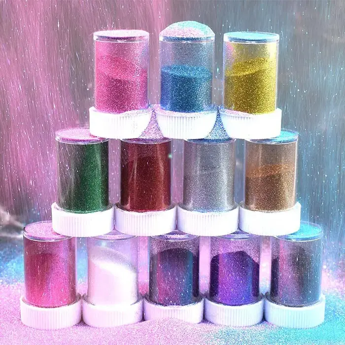 Poudre à paillettes pour le visage et le corps