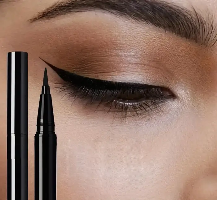 Eyeliner noir à pointe fine, eye-liner liquide non taché, maquillage et couleur longue durée qui ne 