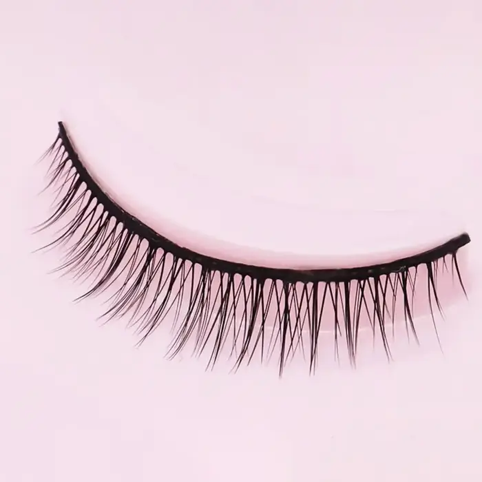 Réaliste 5 paires à la mode beauté croix courte faux cils fibre artificielle
