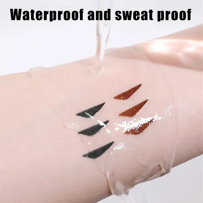 Stylo Eyeliner à Double tête en forme de cœur