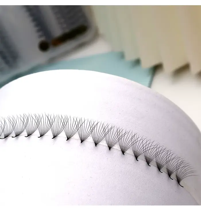 Extensions de cils pré-faits 2000 Fans 0.05 0.07 Mix C D Volume Russe Naturel Fait Main 8D 12D 14D U
